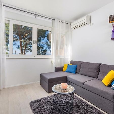 Sunny Studio Apartment With Balcony Rijeka Exterior foto
