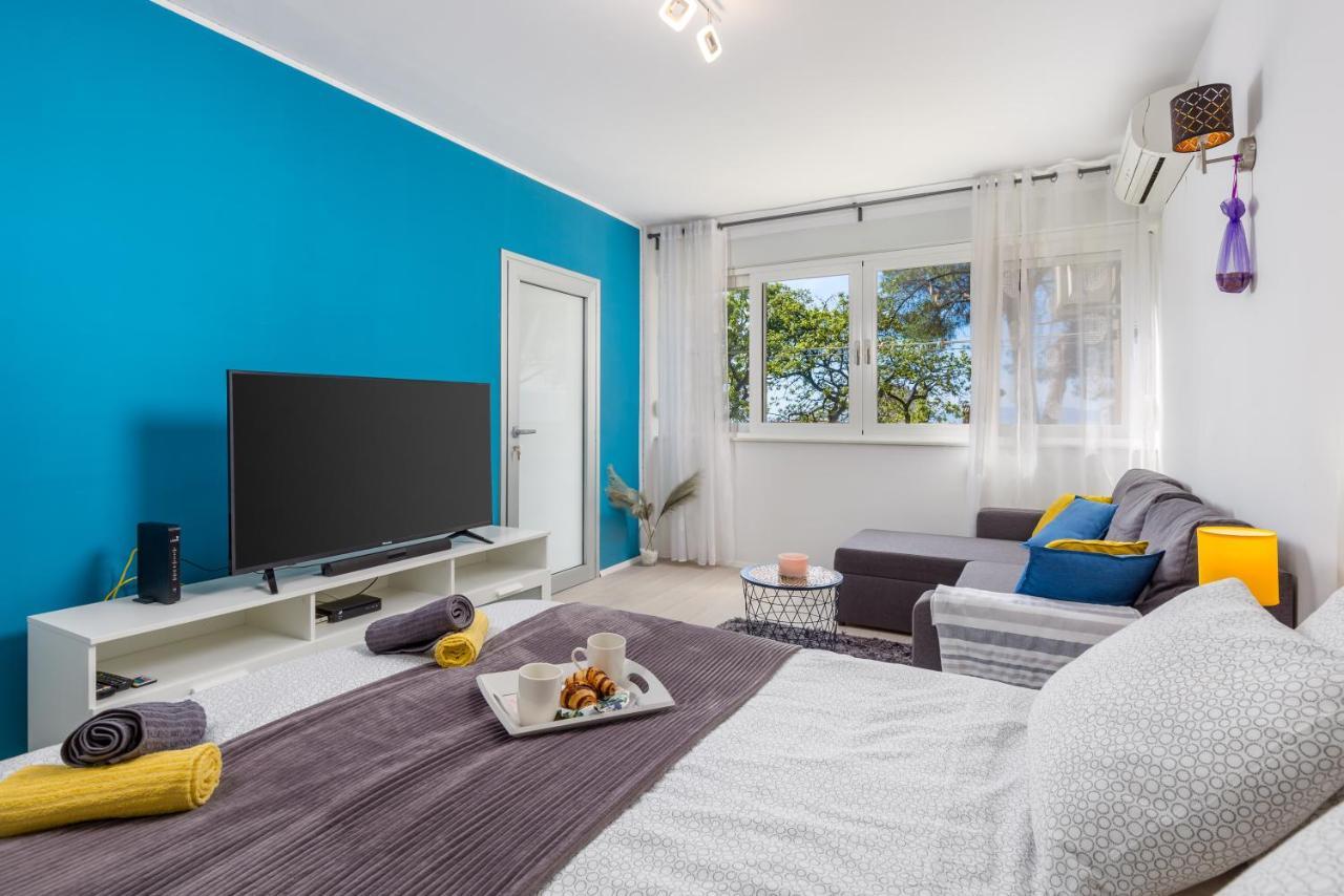 Sunny Studio Apartment With Balcony Rijeka Exterior foto